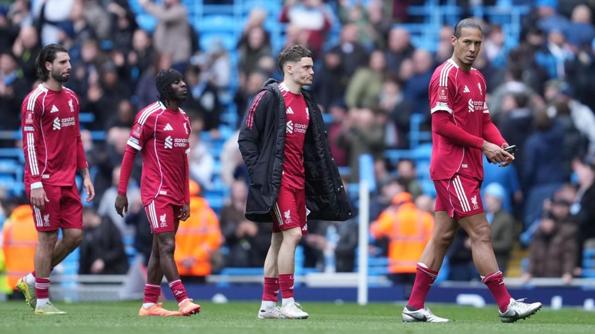 Liverpool Kalah Telak dari Man City, Van Dijk Minta Maaf kepada Penggemar