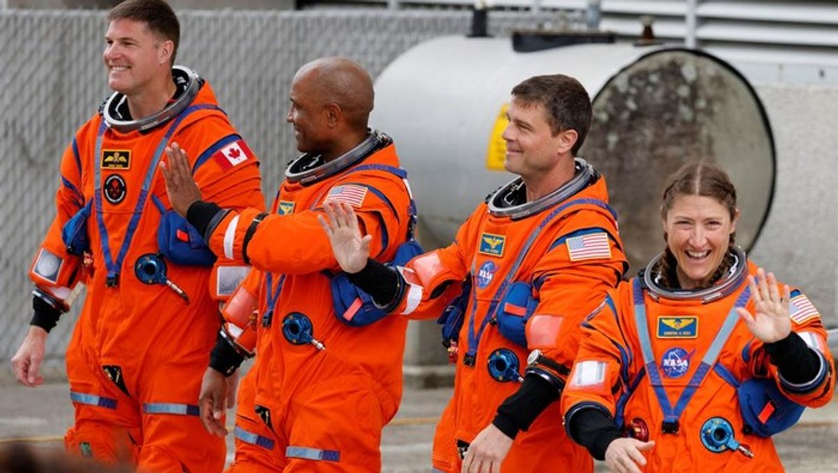 Astronaut Artemis 2 Hadapi Masalah Aplikasi Outlook di Luar Angkasa