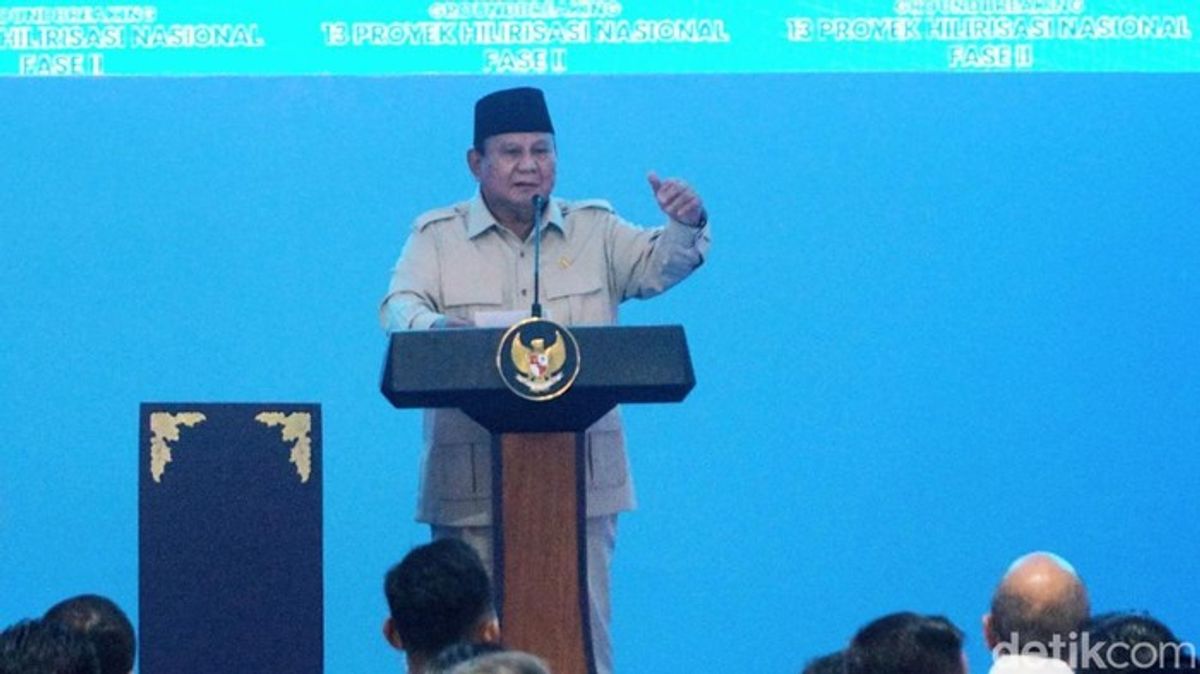 Prabowo Subianto Resmikan 13 Proyek Hilirisasi Prioritas di Cilacap