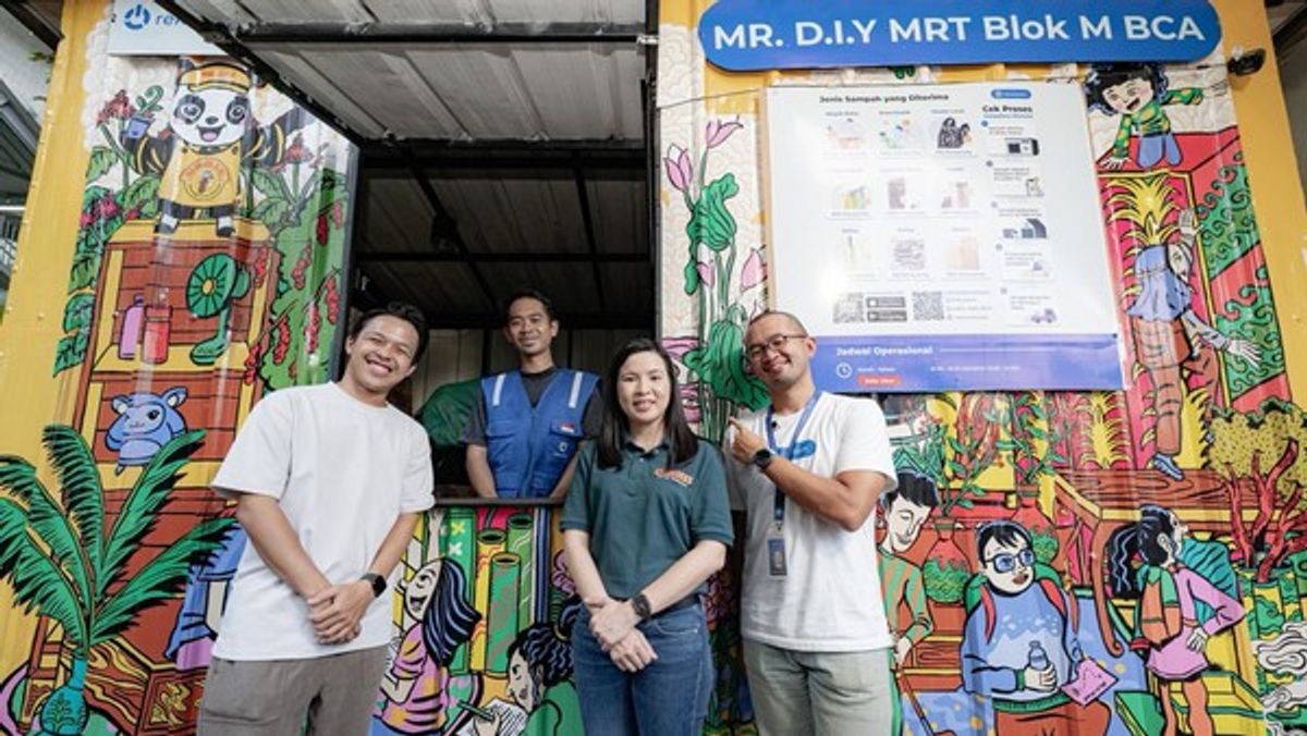 MR.D.I.Y. Indonesia Resmikan Waste Station di MRT Blok M