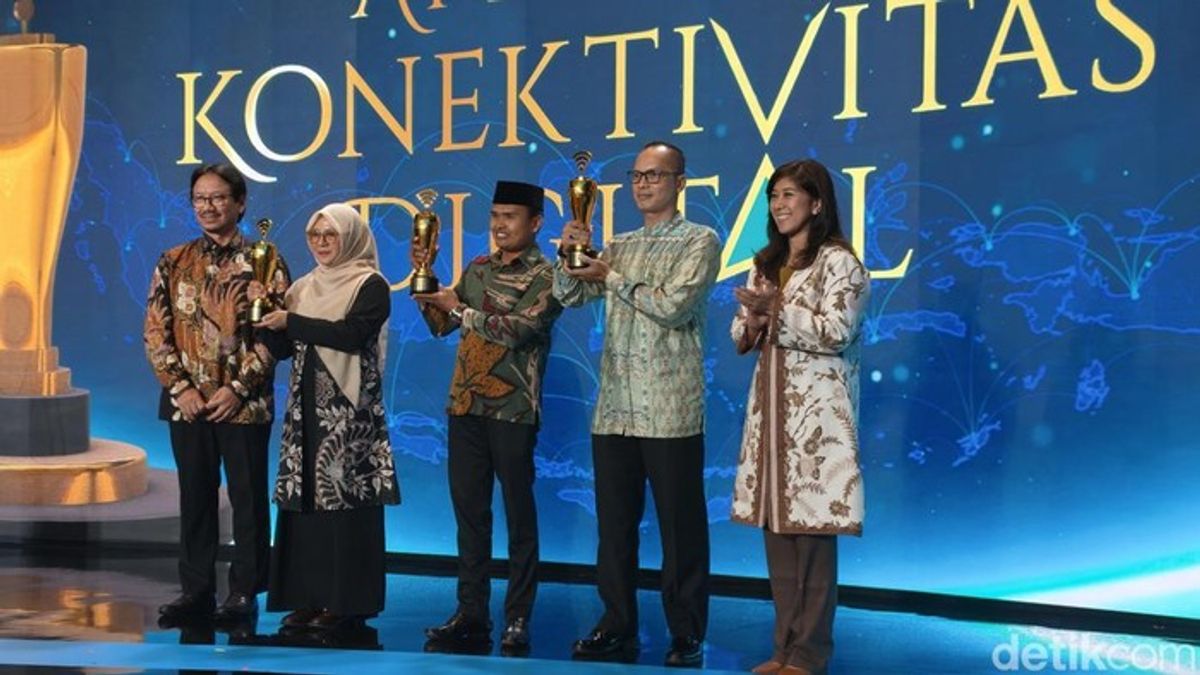 Satgas Marinir Pulau Fanildo Raih Penghargaan Konektivitas Digital