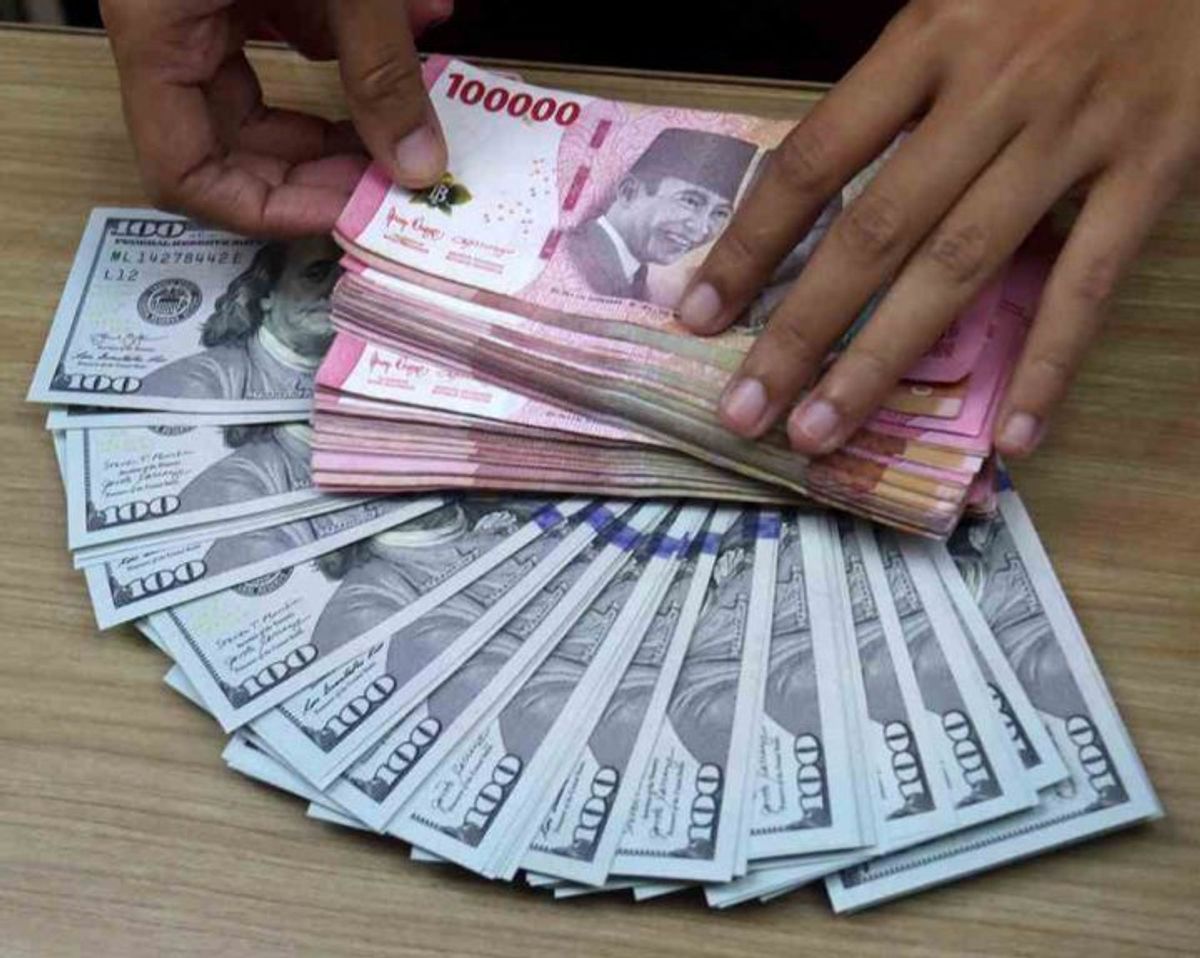 Rupiah Melemah ke Level Rp17.190 per Dolar AS pada April 2026