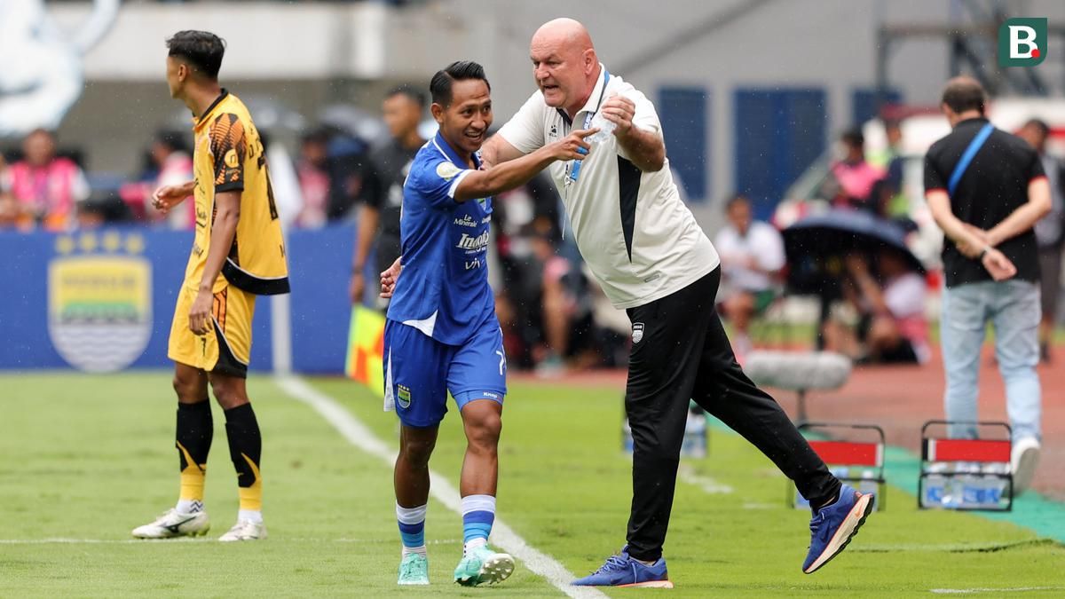 Persib Bandung Hadapi Semen Padang Tanpa Dua Pilar Utama