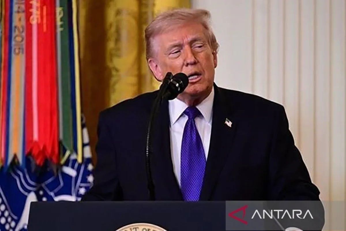 Trump Dorong Pembukaan Selat Hormuz dan Pengambilalihan Minyak Iran