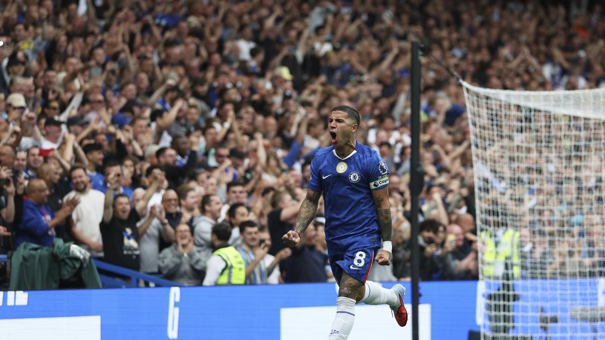Enzo Fernandez Kembali Perkuat Chelsea Jelang Laga Kontra Manchester United
