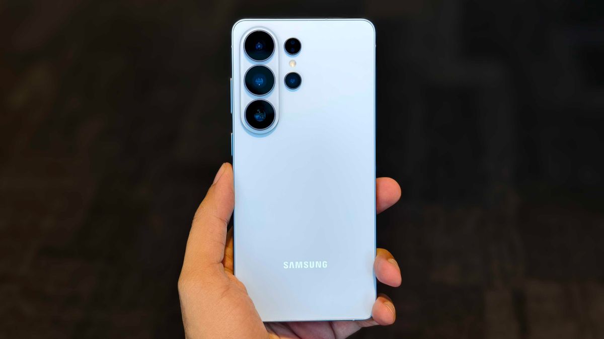 Samsung Mulai Distribusikan Pembaruan Keamanan Galaxy S26 April 2026