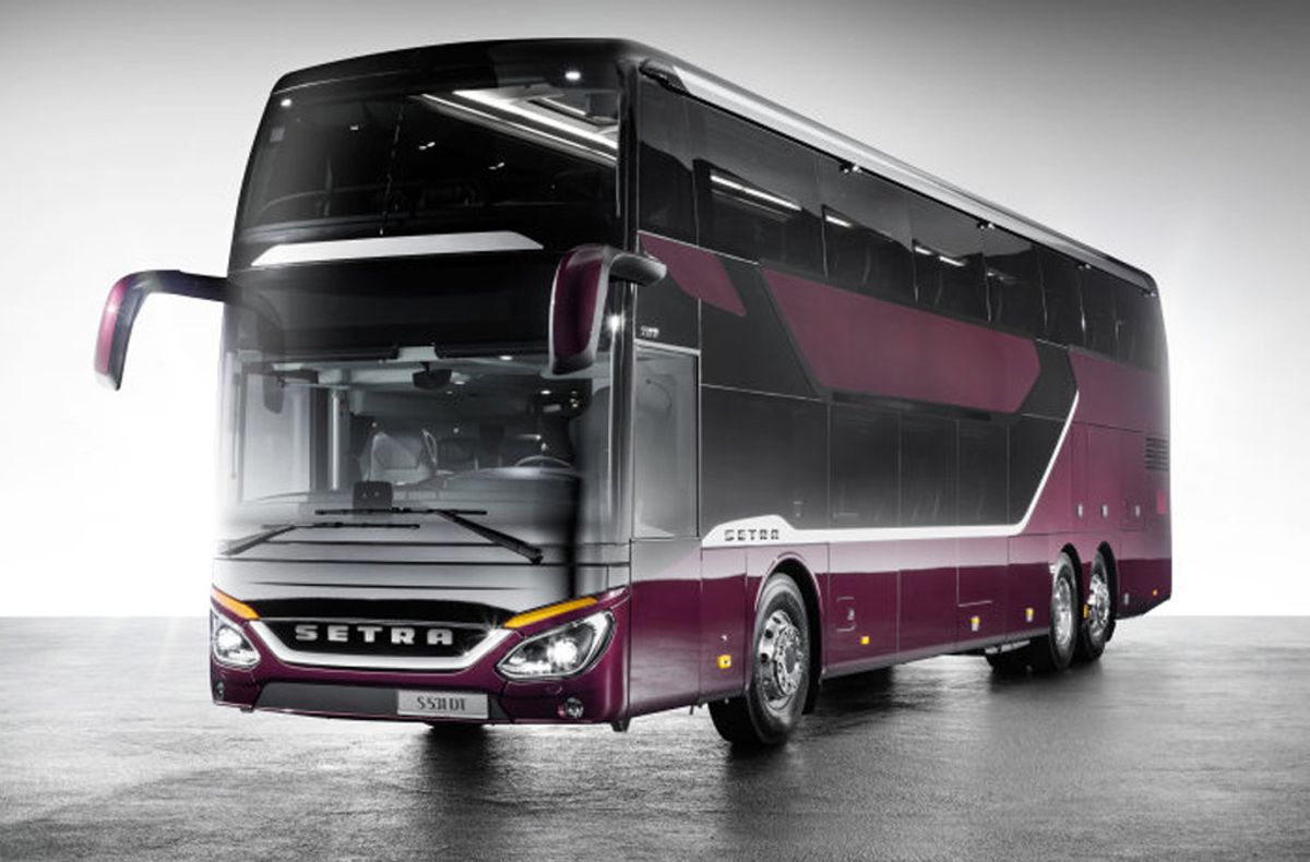 Perusahaan Otobus Tingkatkan Layanan Bus Double Decker Mewah di Indonesia