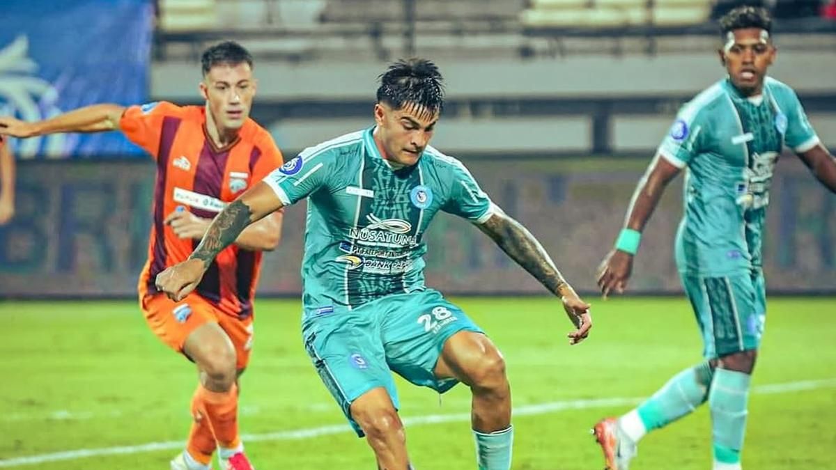 Borneo FC Hancurkan PSBS Biak 5-1, Tempel Ketat Persib di Klasemen Super League
