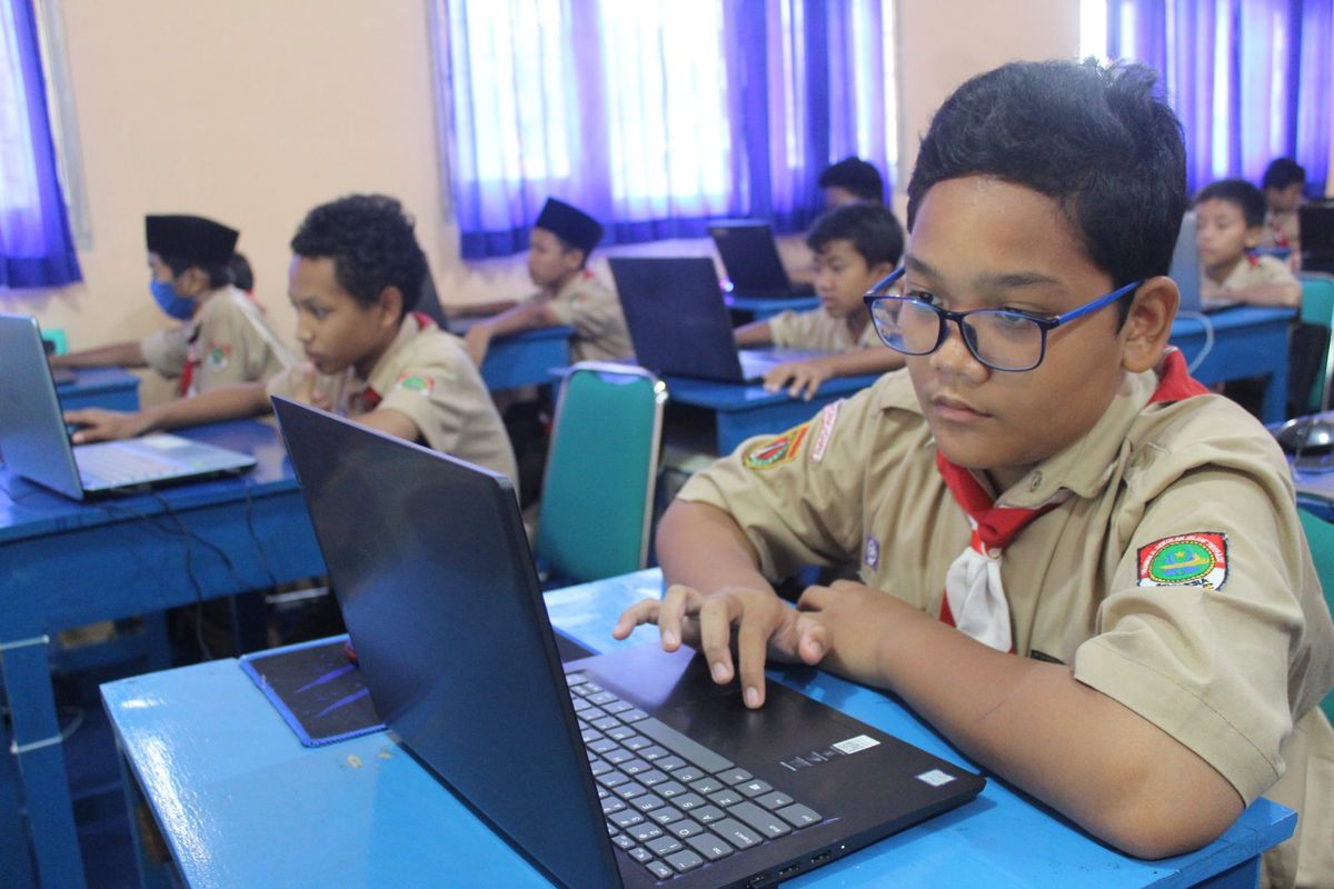 Ketergantungan AI Menurunkan Kemampuan Kognitif Mahasiswa