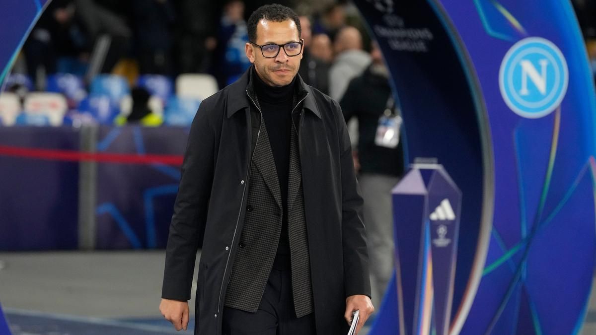 Chelsea Pecat Liam Rosenior Usai Rentetan Hasil Buruk di Liga