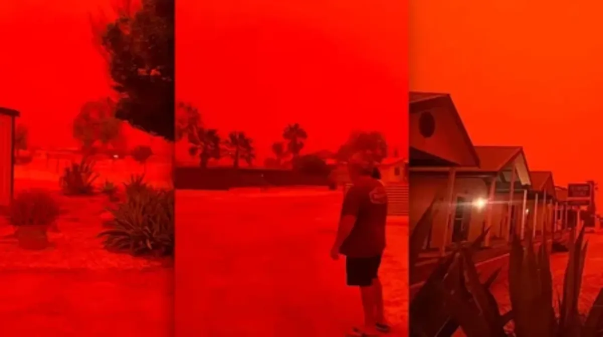 Siklon Narelle Ubah Langit Australia Jadi Merah Menyeramkan