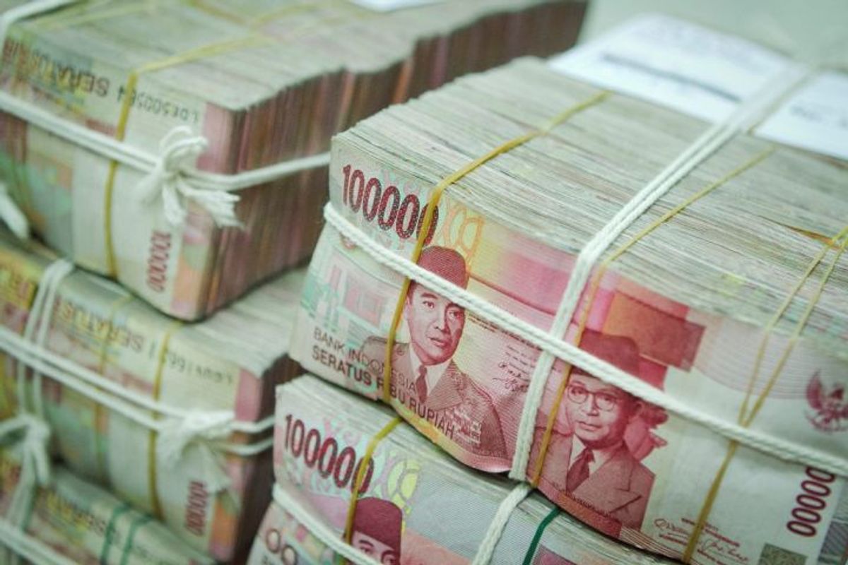 Rupiah Melemah ke Level Rp17.284 per Dolar AS pada April 2026