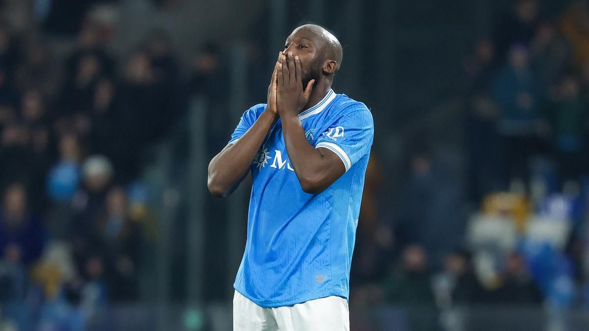 SSC Napoli Kalahkan AC Milan, Situasi Lukaku Jadi Perhatian