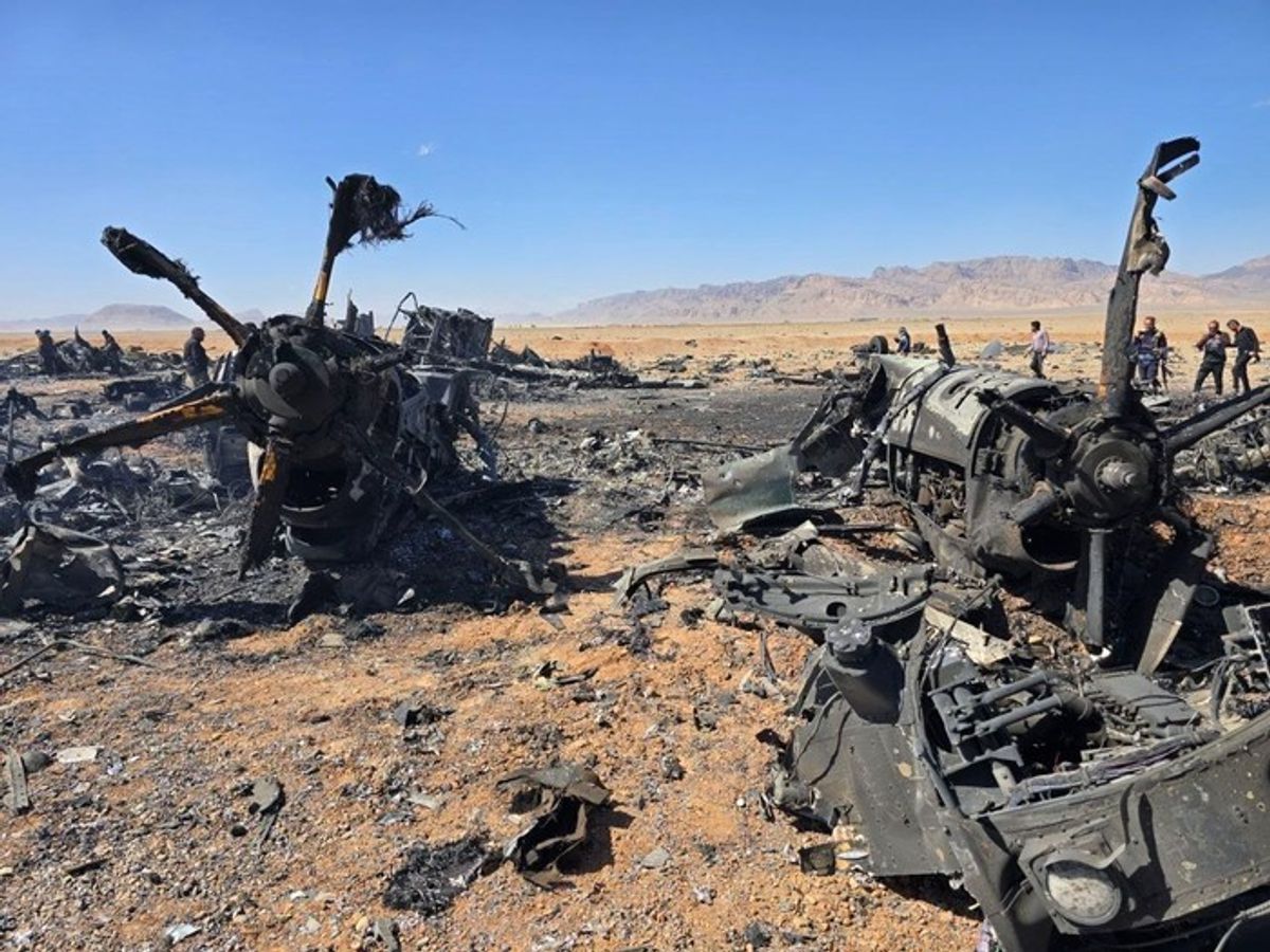 AS Hancurkan Pesawat Angkut di Iran saat Misi Penyelamatan Kru F-15E