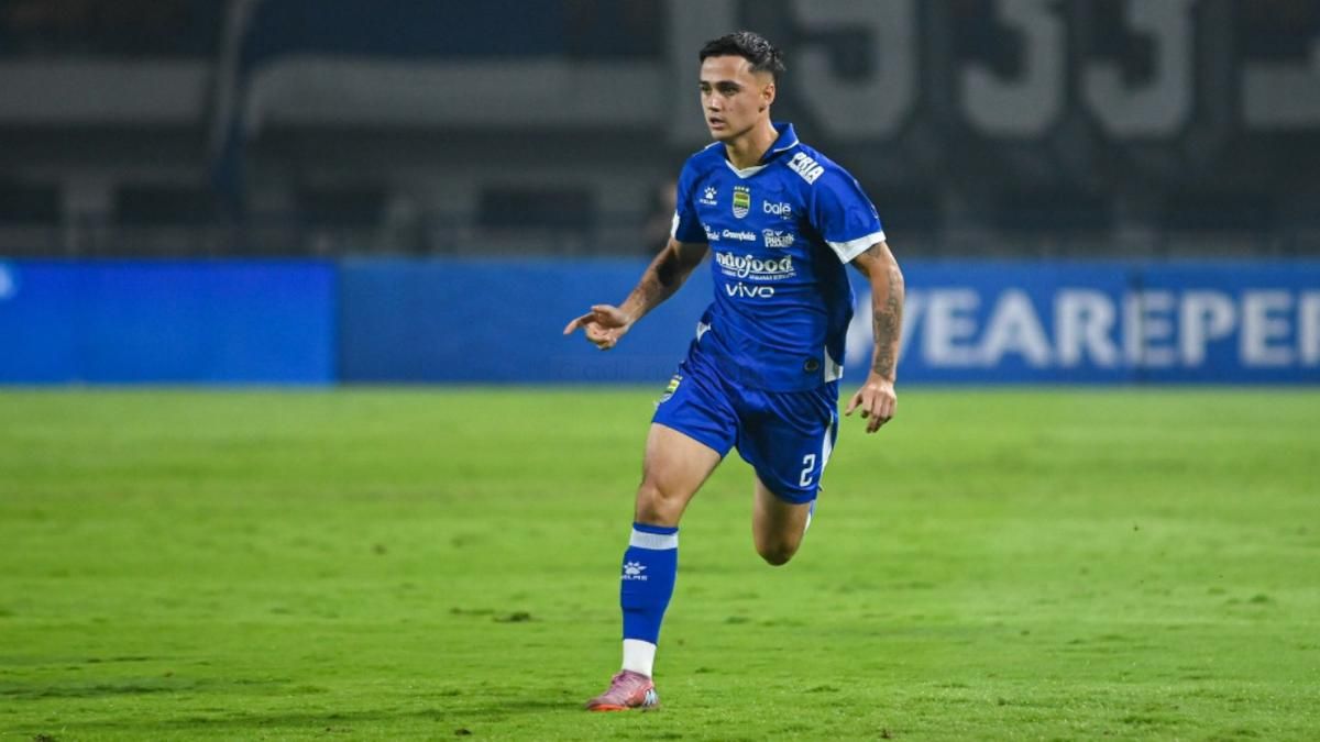 Johnny Jansen Puji Keputusan Eliano Reijnders Berkarier di Persib Bandung