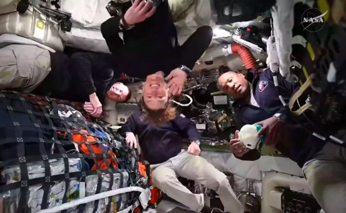 Astronot Misi Artemis II Tidur di Posisi Unik Selama Perjalanan ke Bulan