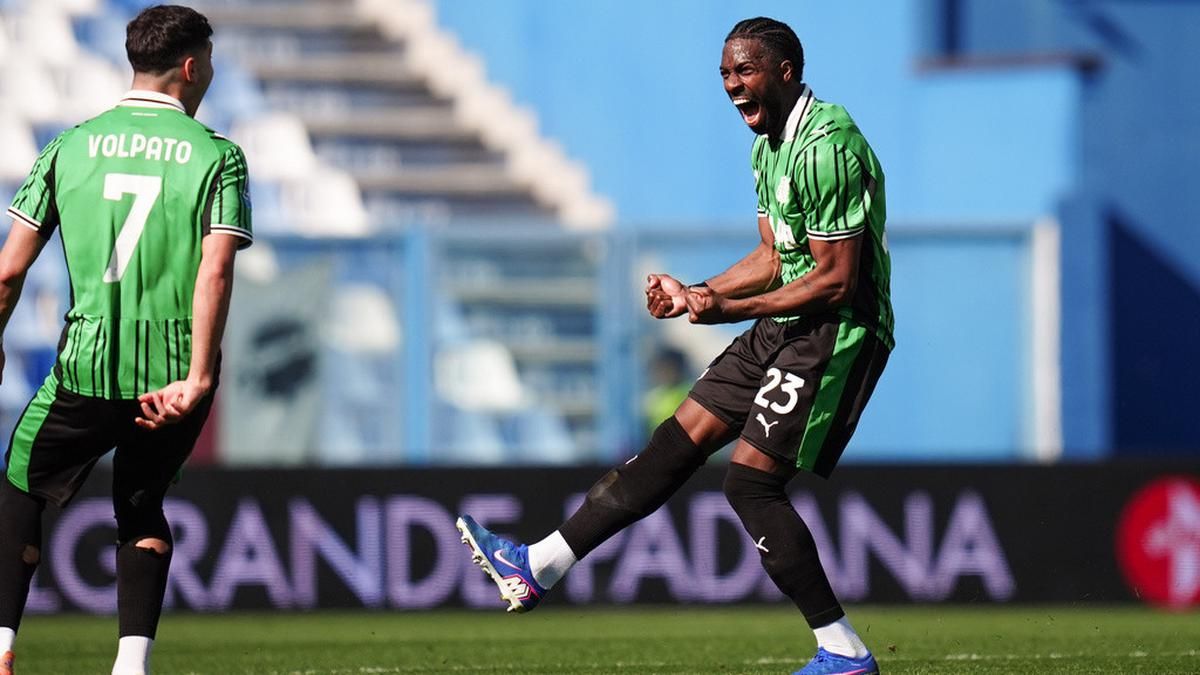 Sassuolo Kalahkan Cagliari 2-1 Walau Jay Idzes Beri Penalti