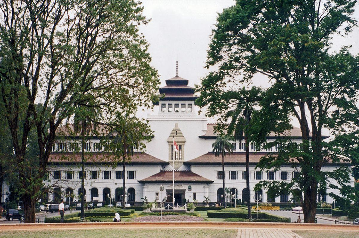 Pemkot Bandung Integrasikan Layanan Adminduk dari Lahir Hingga Wafat