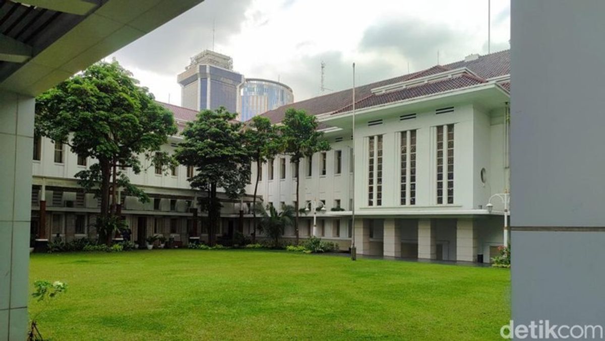 Kantor Kementerian ESDM Sepi Usai Kebijakan WFH Tiap Jumat Diterapkan