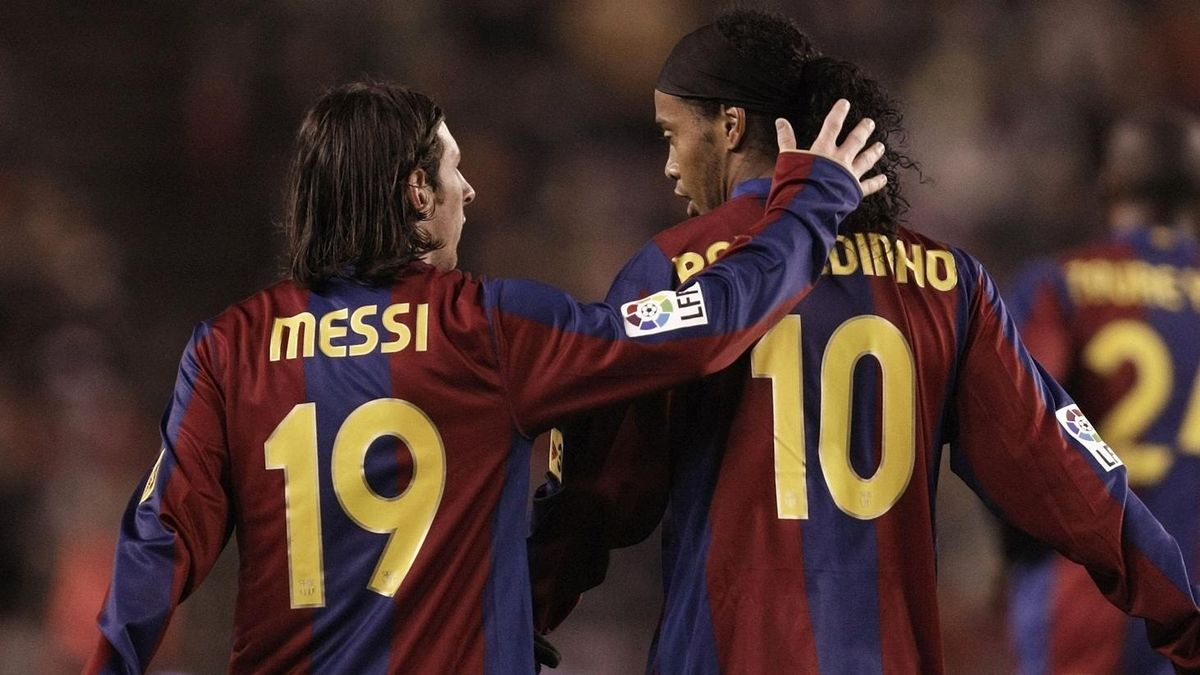 Bintang Sepak Bola dengan Syarat Kontrak Unik: Messi hingga Ronaldinho