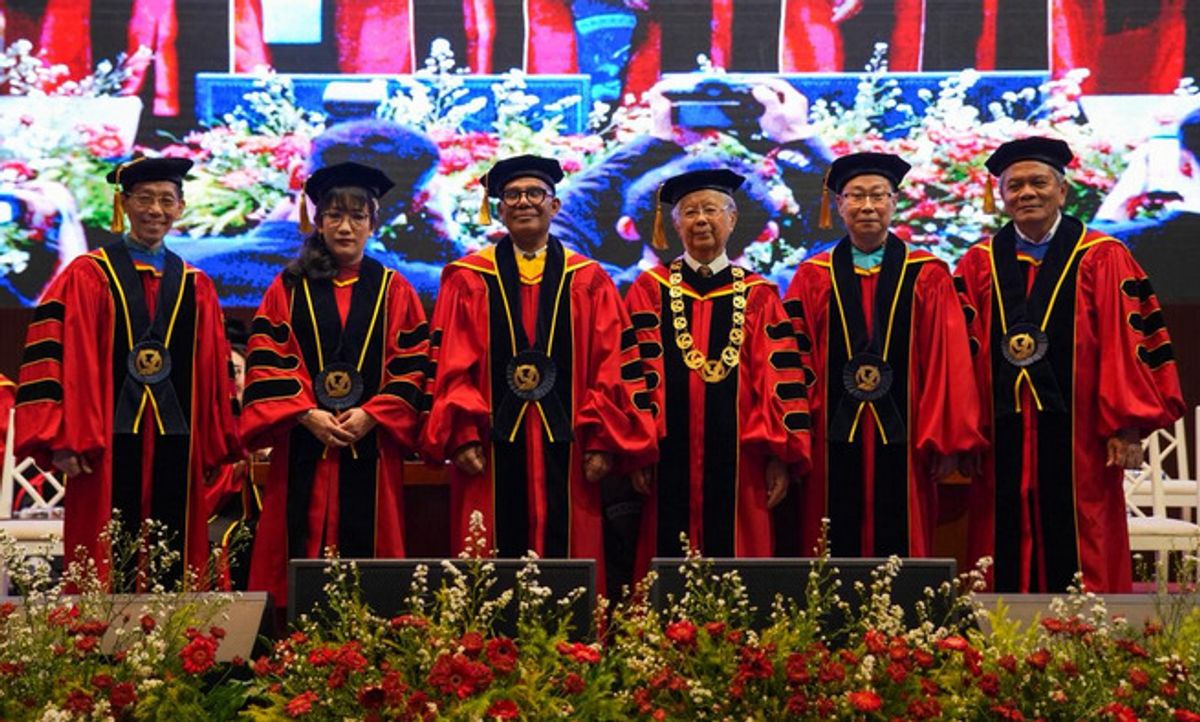 Universitas Pelita Harapan Kukuhkan Lima Guru Besar Baru