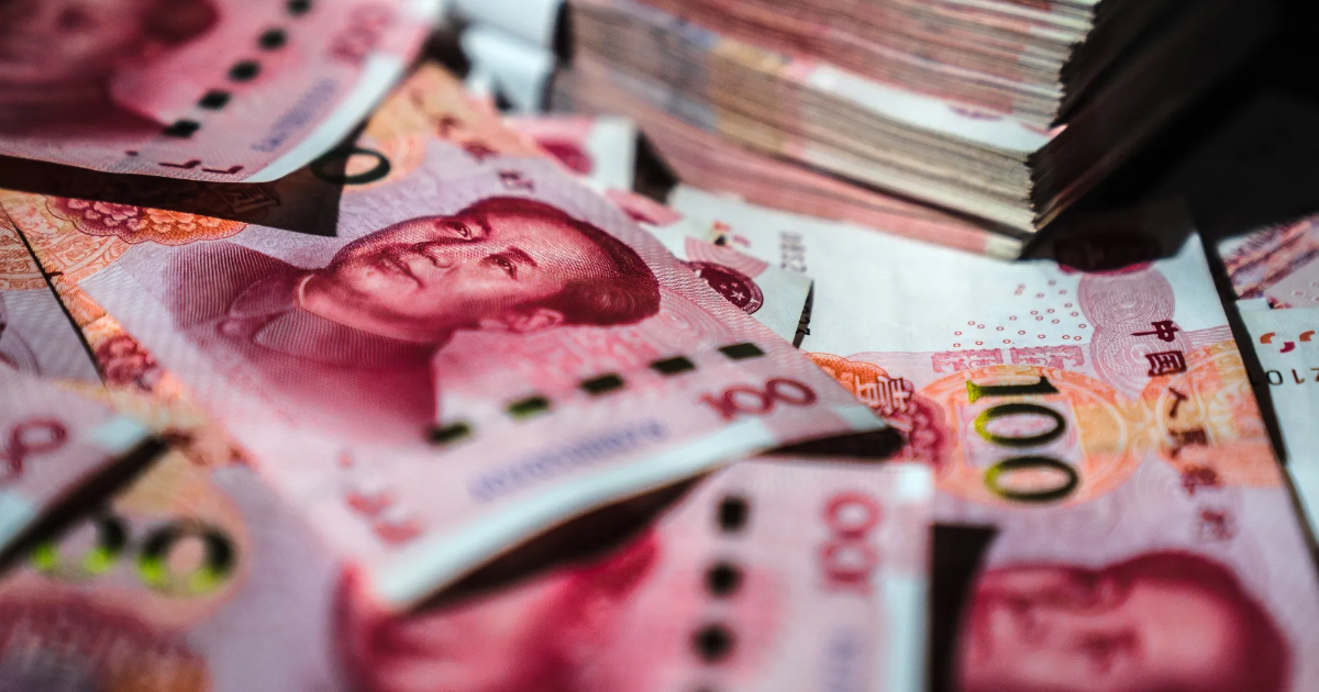Rupiah Melemah ke Rp 17.300 Akibat Penurunan Kepercayaan Investor