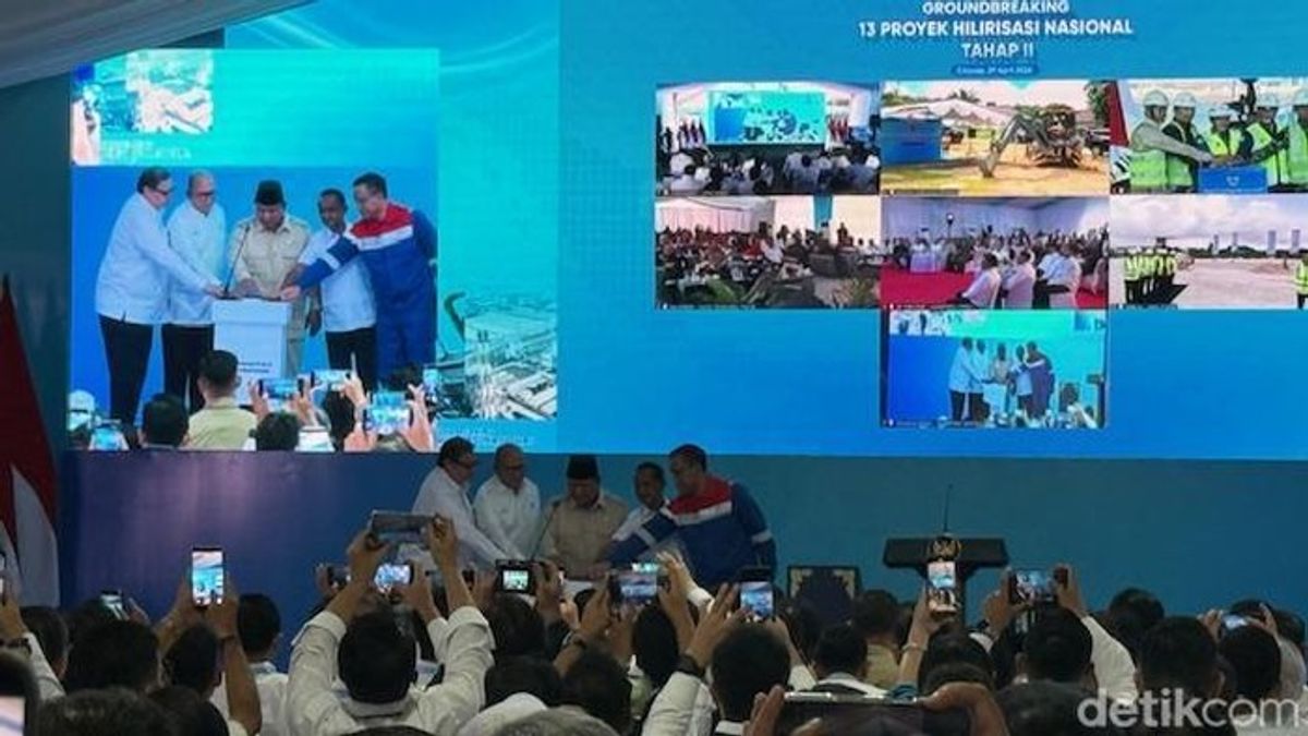 Prabowo Subianto Mulai Pembangunan 13 Proyek Hilirisasi Strategis Nasional