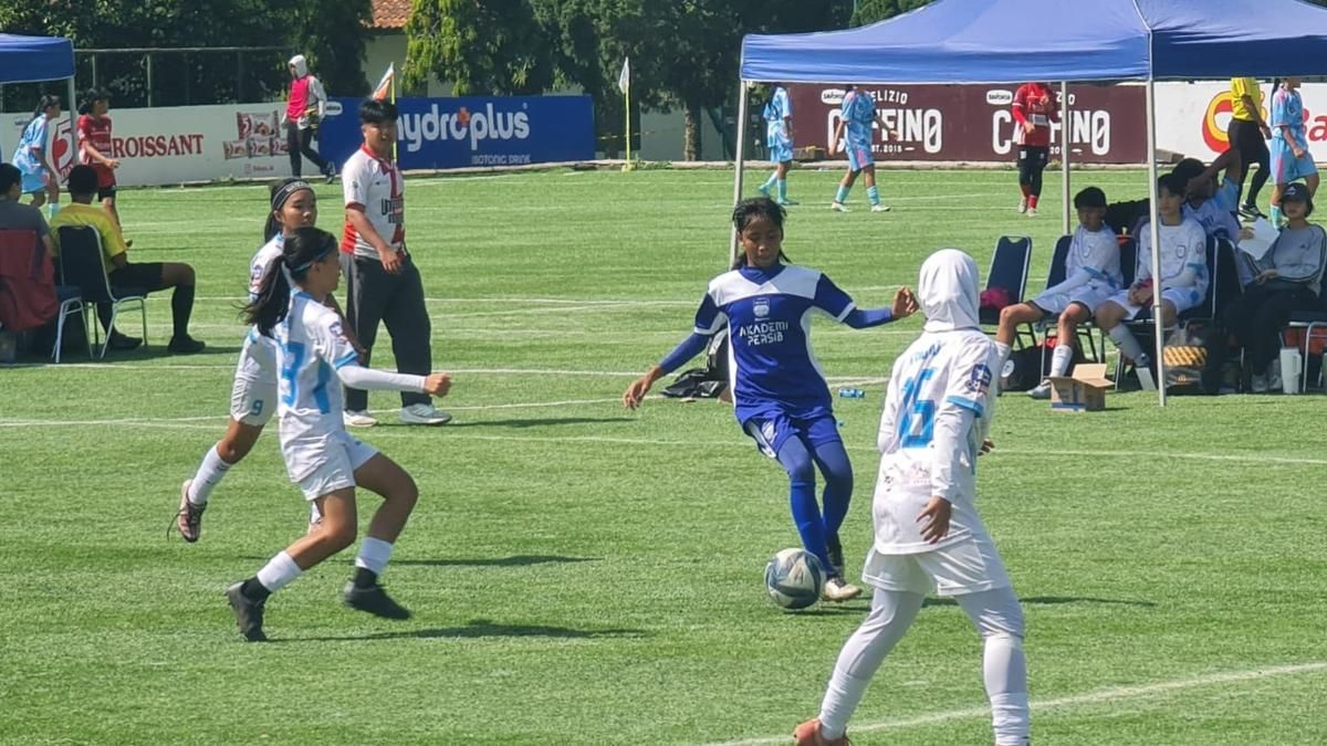 Mojang Priangan dan Akademi Persib Menang Telak di Cimahi