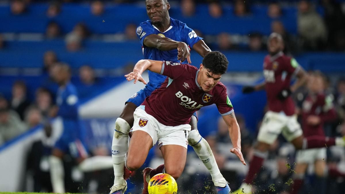 Tiga Raksasa Inggris Berebut Gelandang Premier League