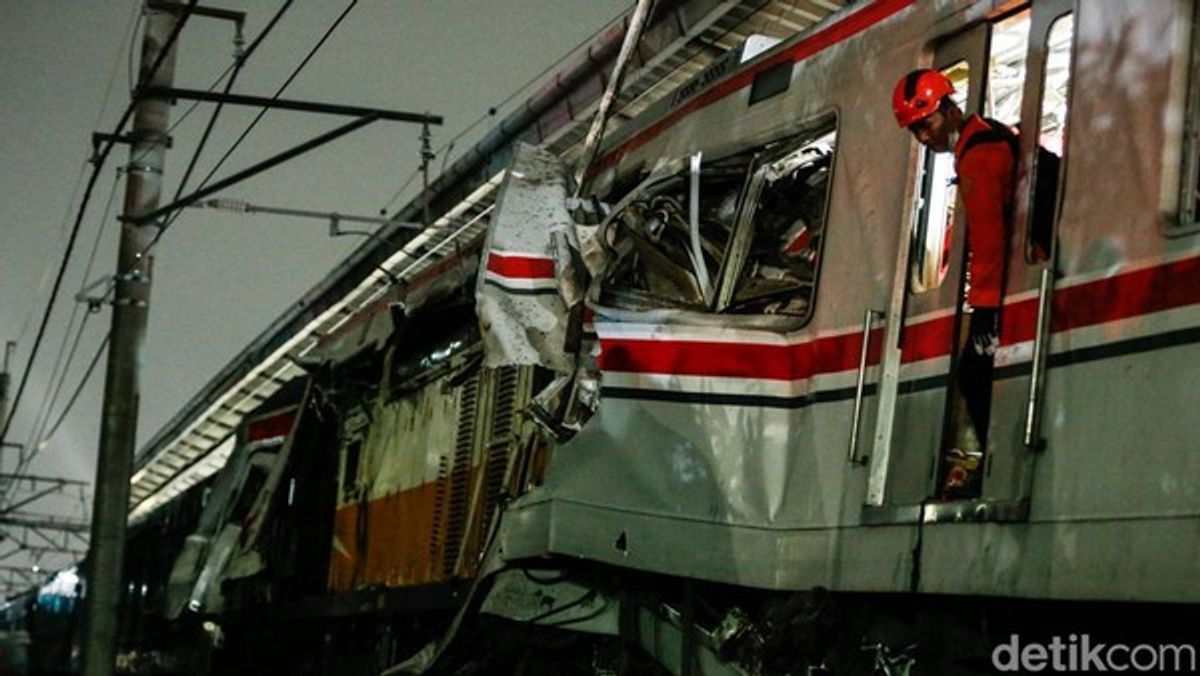 KAI Commuter Alihkan Operasi KRL Cikarang Dampak Insiden Bekasi Timur