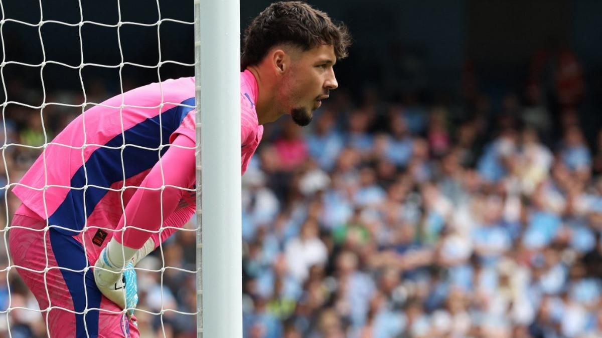 Juventus Incar James Trafford Perkuat Kiper Musim Panas 2026