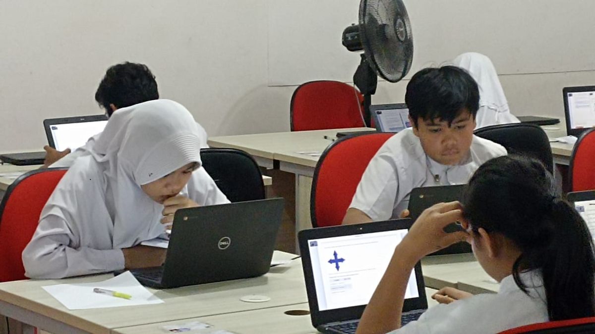 Panitia Tes Kemampuan Akademik Larang Peserta Bawa Alat Elektronik