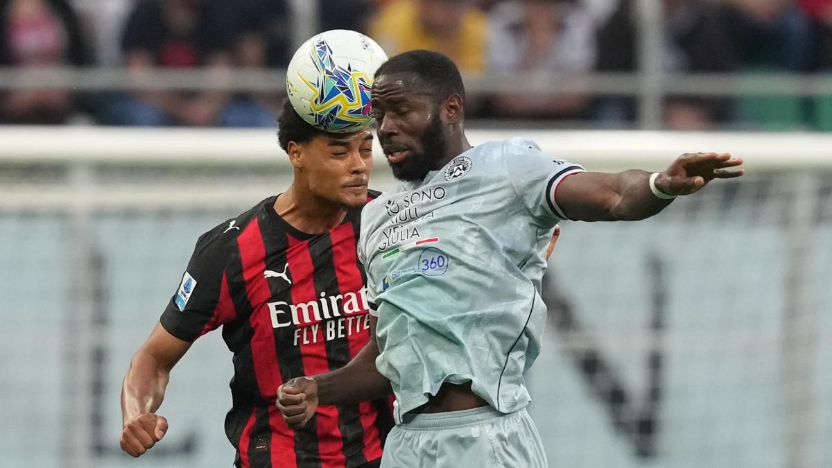 AC Milan Dibantai Udinese 0-3, Allegri Akui Cemoohan Suporter Beralasan