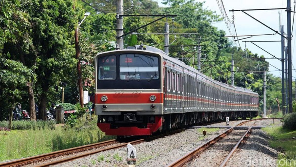KCI Berencana Tambah Gerbong KRL Rute Tanah Abang-Rangkasbitung