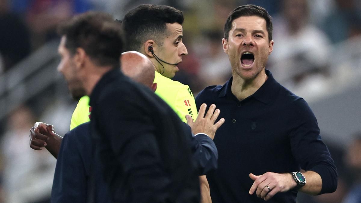 Chelsea Dekati Xabi Alonso Usai Pecat Liam Rosenior