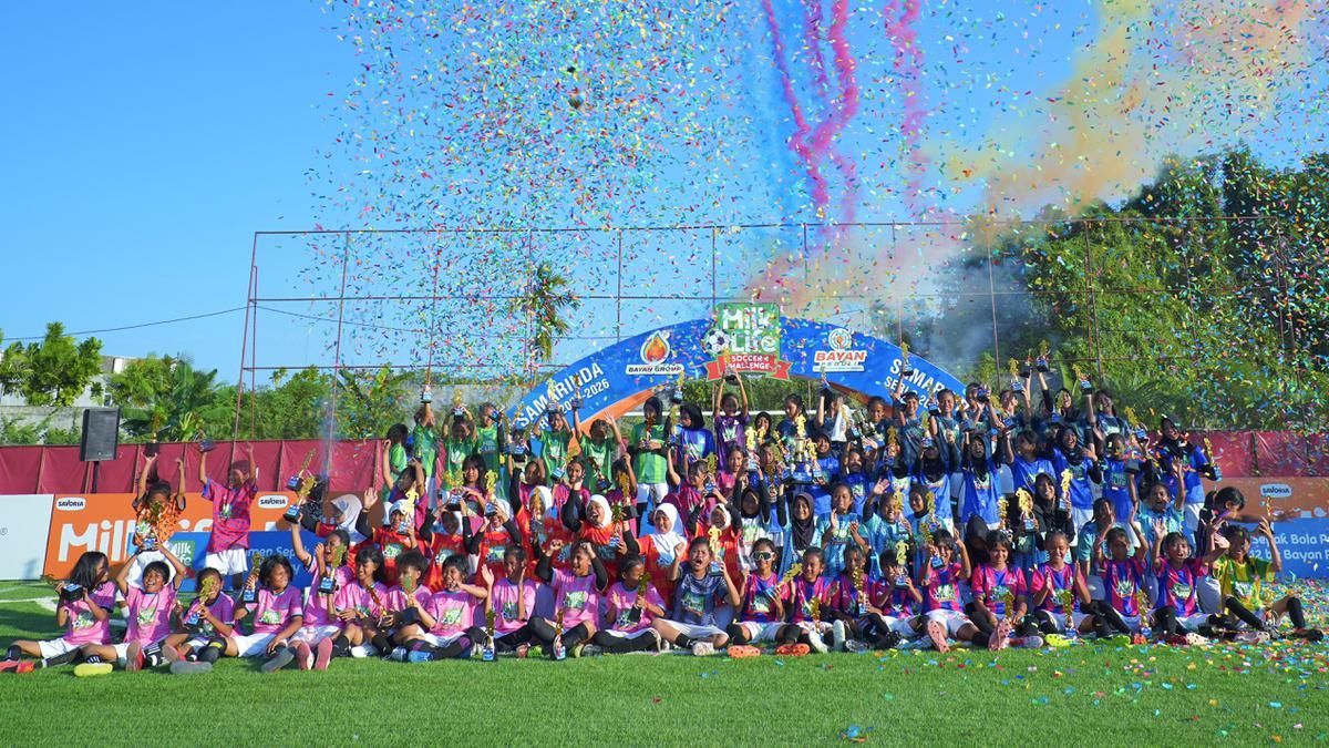 SDN 008 Palaran dan SDN 002 Samarinda Juarai MilkLife Soccer Challenge