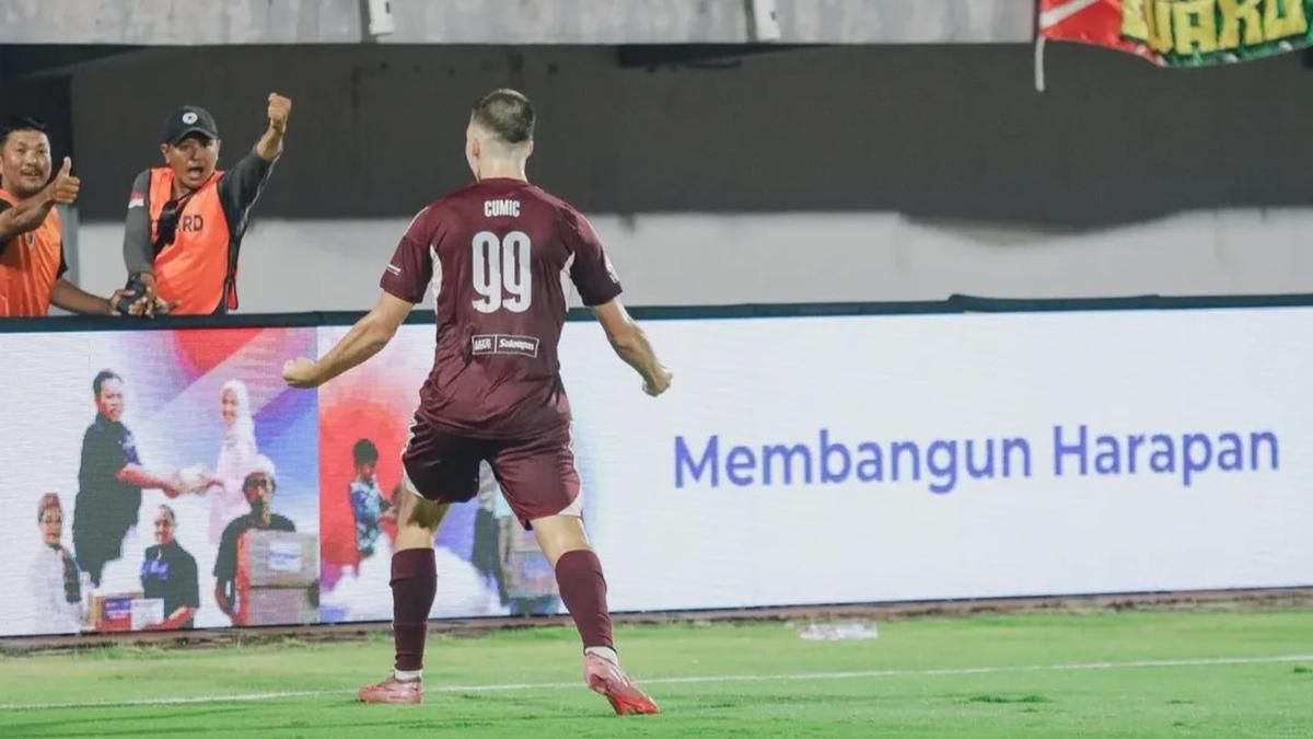 PSM Makassar Kalahkan Persik Kediri 3-1 di Stadion Gelora BJ Habibie