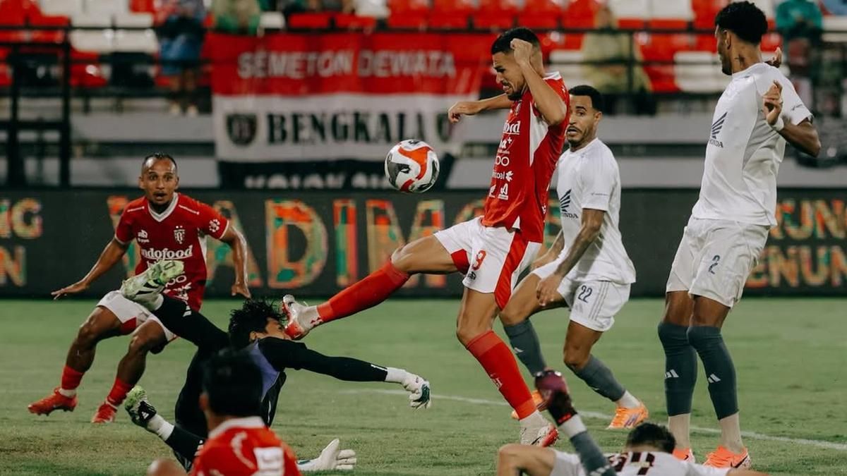 Bali United Tekuk PSM Makassar 2-0 di Stadion Wayan Dipta