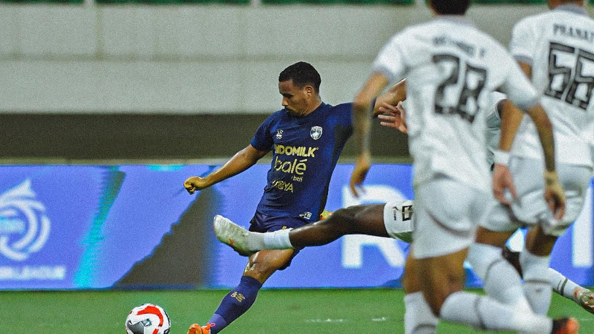 Evaluasi Kekalahan Persita dari Arema FC: Pena Soroti Ketajaman Tim