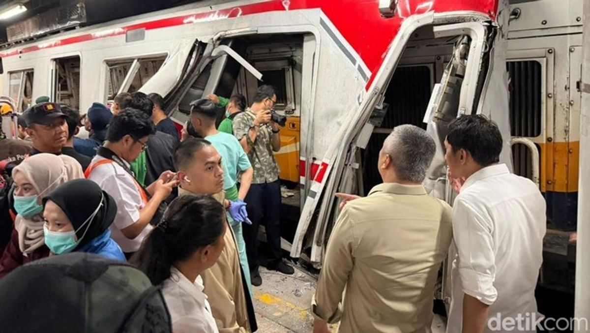 Kecelakaan KA Argo Bromo dan KRL di Bekasi Tewaskan Empat Orang