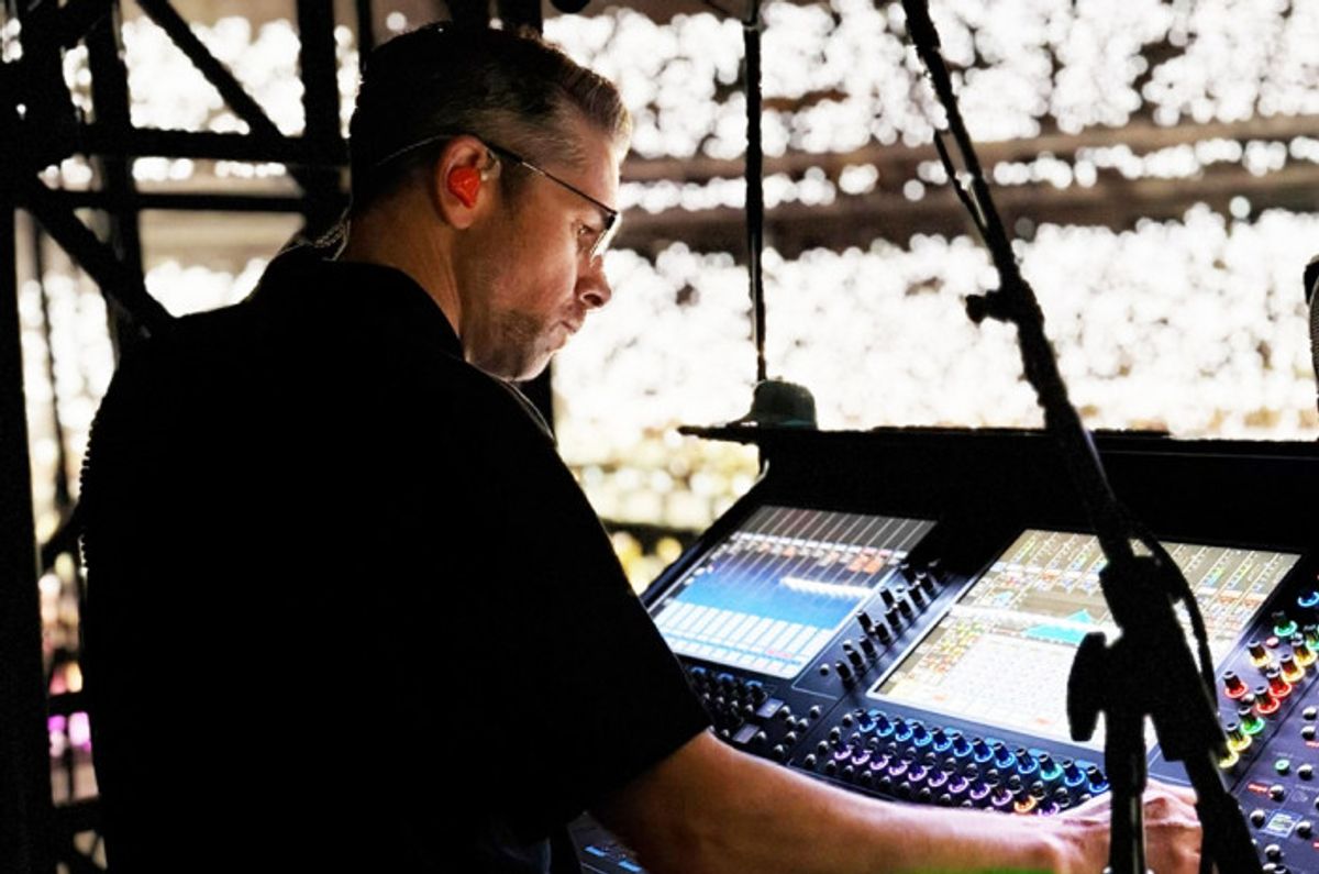 Maroon 5 Gunakan Sistem Audio Digital Wideband dalam Tur Dunia 2025
