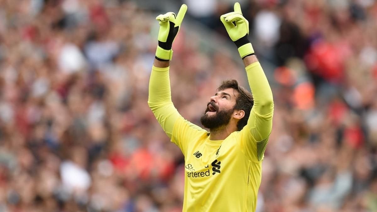 Juventus Capai Kesepakatan Lisan Boyong Alisson Becker dari Liverpool