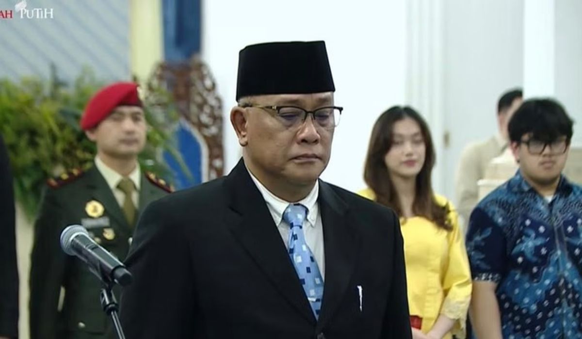 Prabowo Subianto Lantik Jumhur Hidayat Menjadi Menteri Lingkungan Hidup