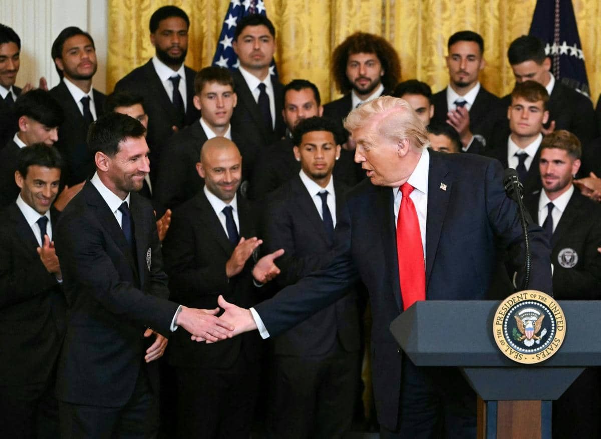 Cristiano Ronaldo Anggap Pele Pemain Terhebat Sepanjang Masa