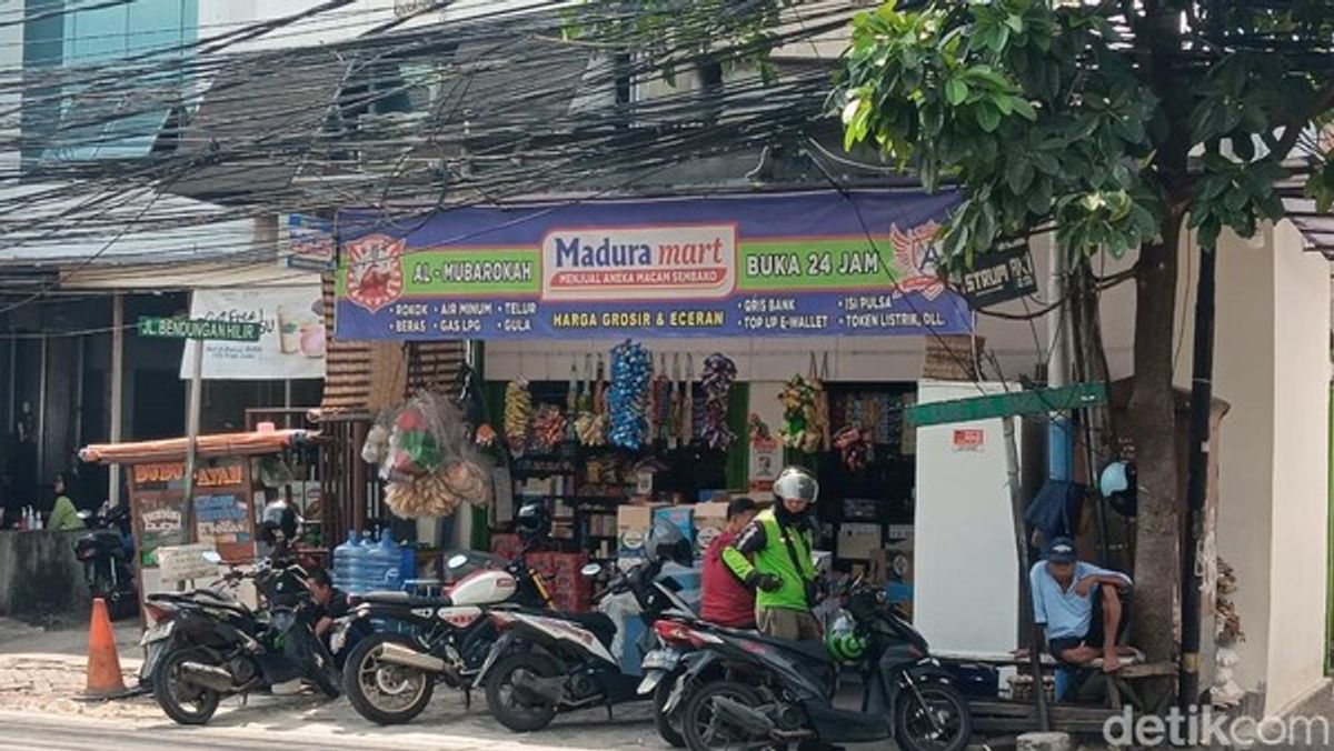 Madura Mart Al-Mubarokah Bersaing dengan Ritel Modern di Bendungan Hilir