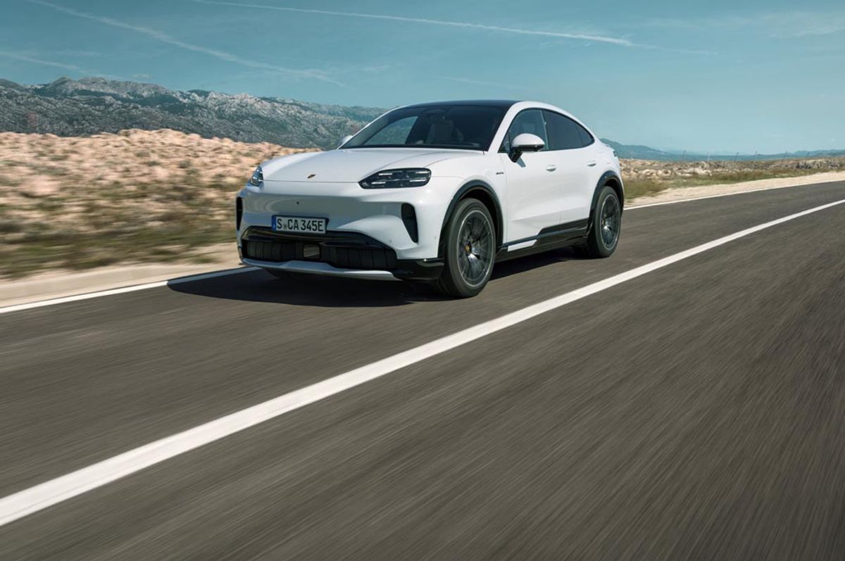 Porsche Luncurkan Cayenne Coupé Electric dengan Jarak Tempuh 669 KM
