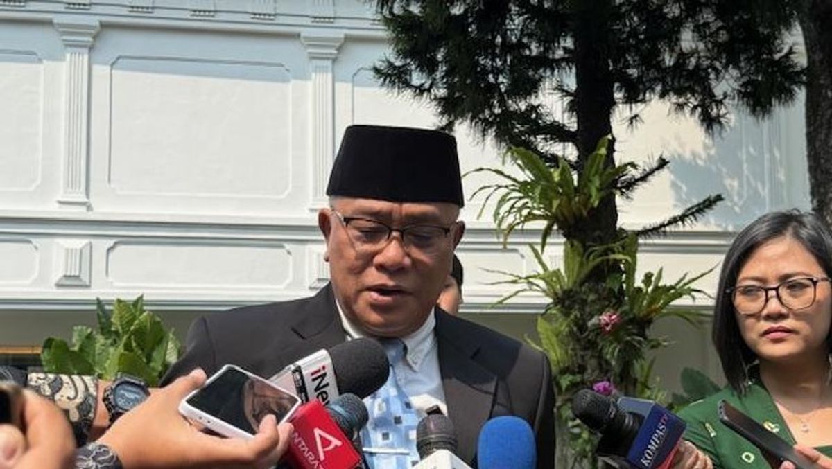 Prabowo Subianto Lantik Jumhur Hidayat Jadi Menteri Lingkungan Hidup