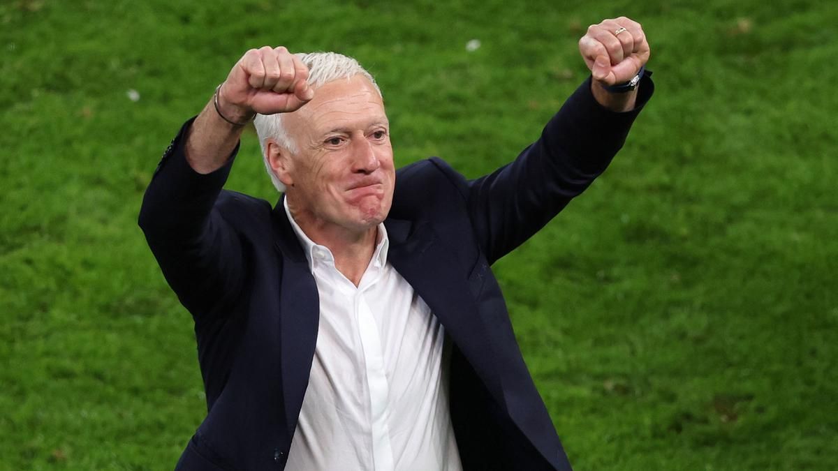 Jorge Valdano Unggulkan Didier Deschamps Latih Real Madrid