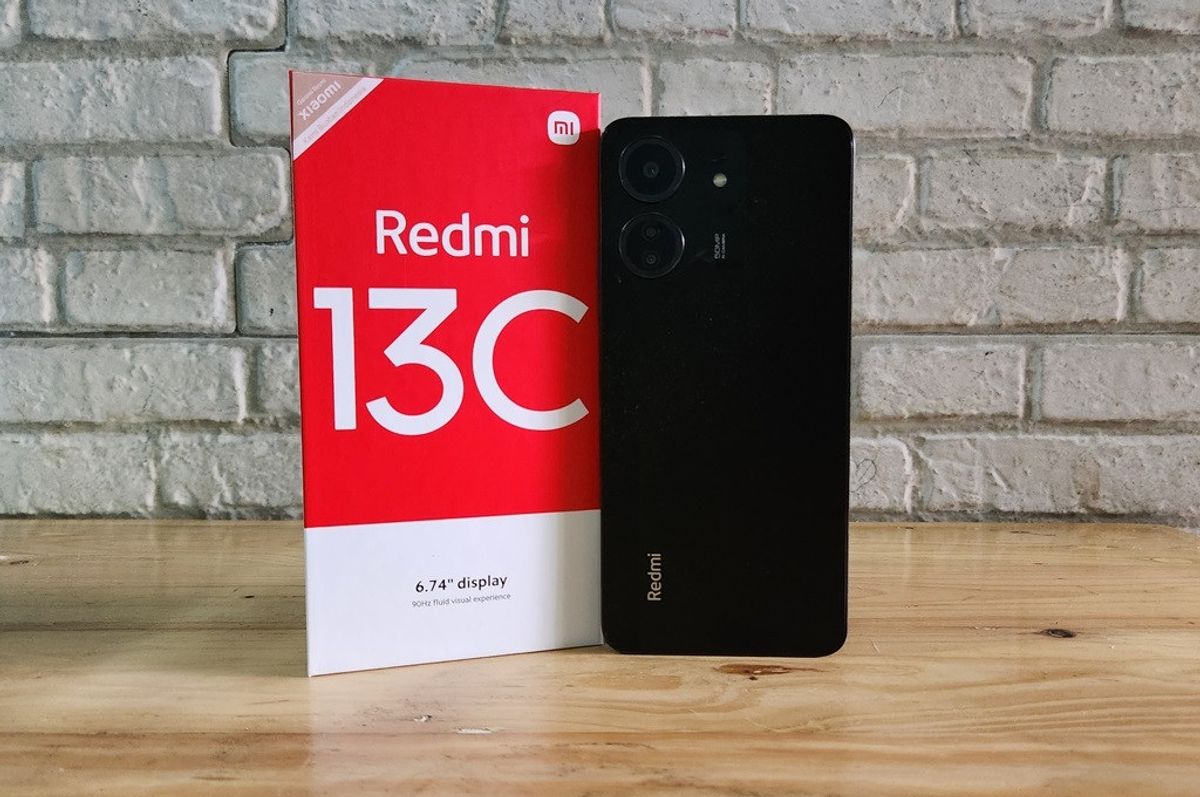 Produsen Smartphone Rilis HP RAM 8GB Harga Satu Jutaan April 2026