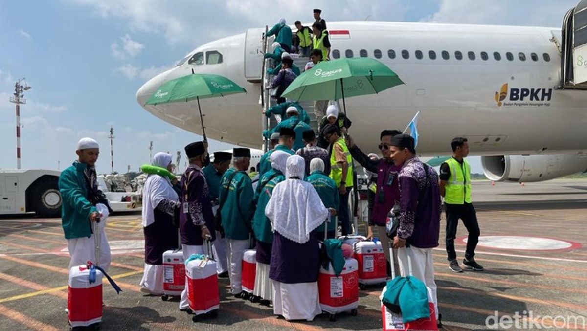 Pemerintah Subsidi Kenaikan Tiket Pesawat Haji Dampak Konflik AS-Iran